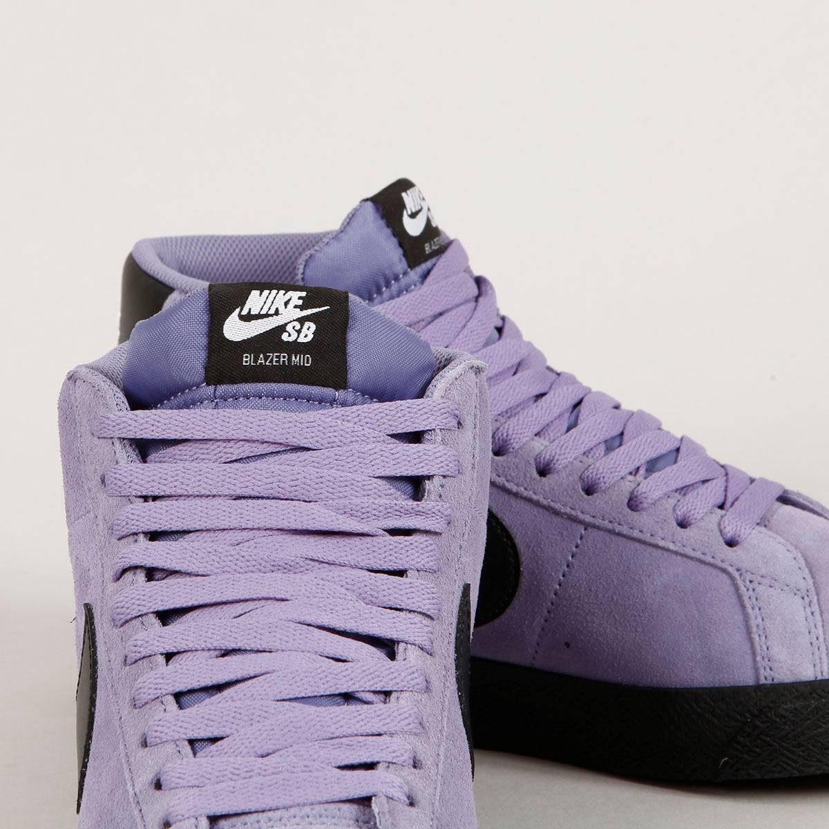 Nike SB Blazer Mid Dusty Amethyst Black