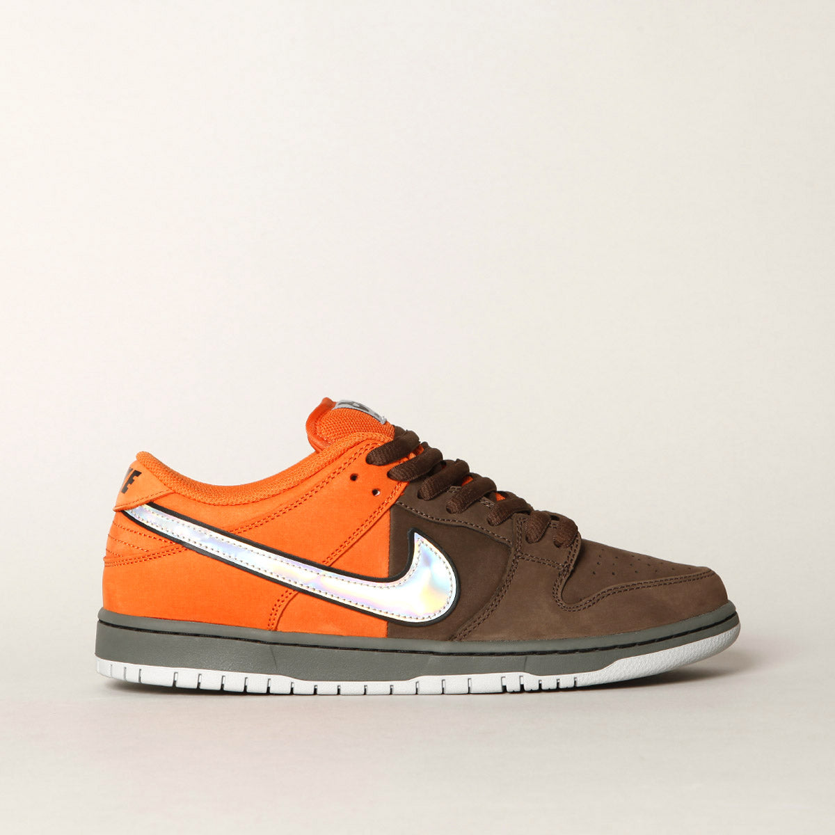 Nike SB Dunk Low Pro "Fast Pass" Orange