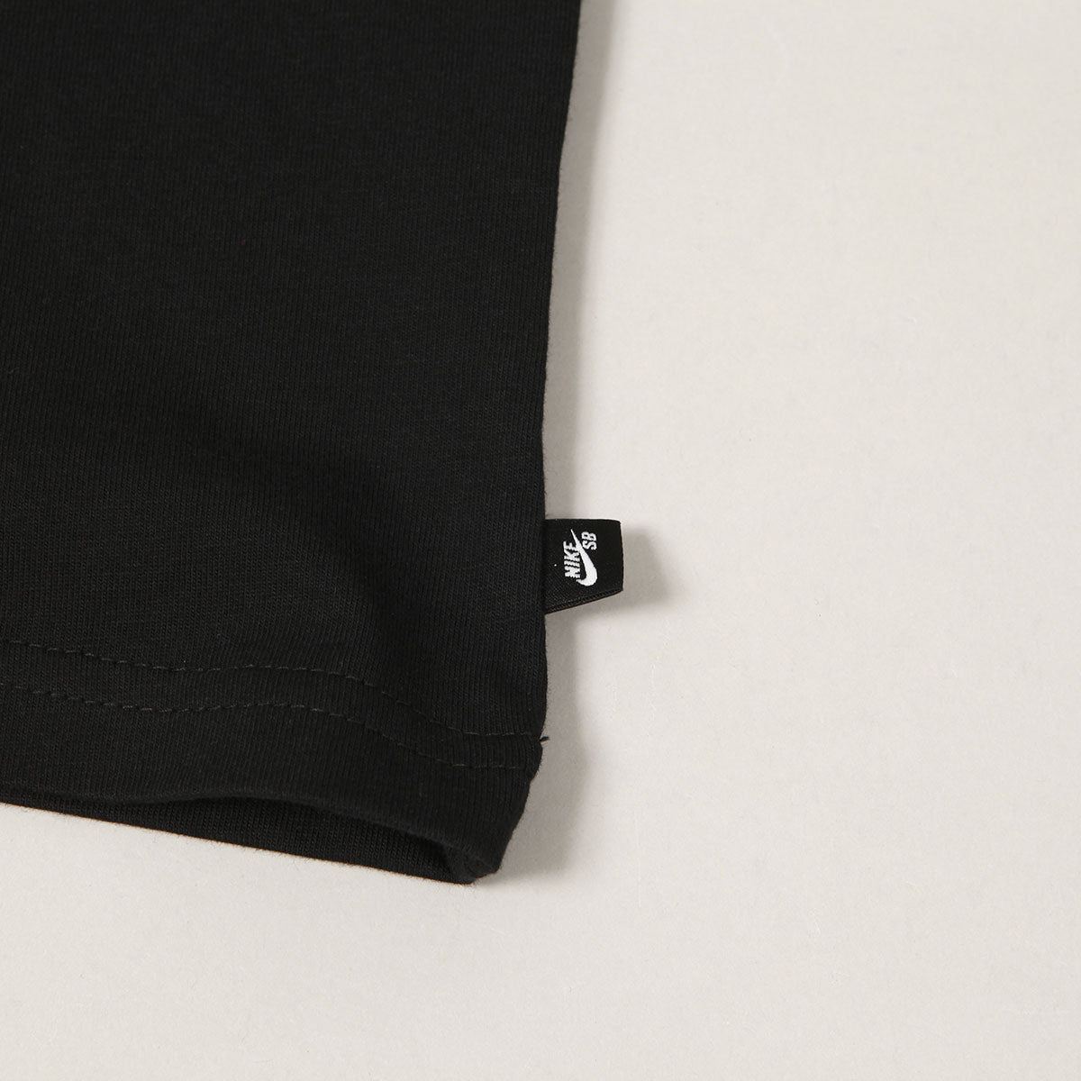 Nike SB Small Icon Tee Black Coconut Milk