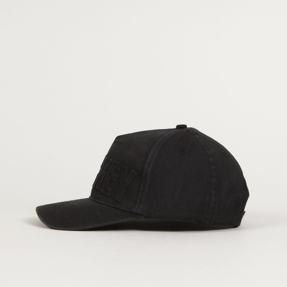 Hockey Embossed Cap Black
